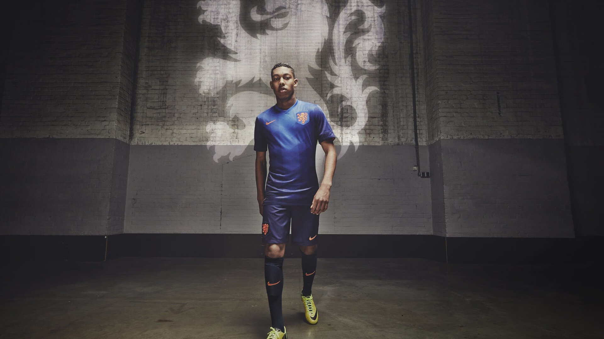 “华金·托比利亚:阿根廷美洲狮队的后卫之星,未来可期”